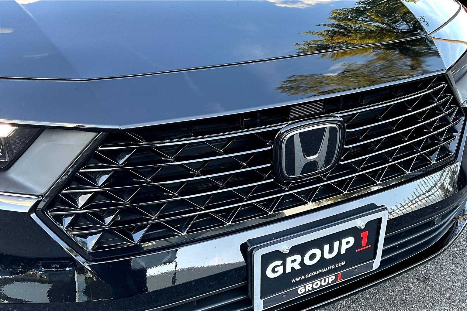 2024 Honda Accord Hybrid Touring photo 27