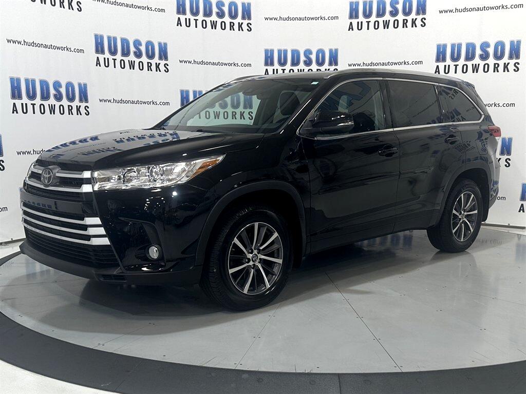 2018 Toyota Highlander XLE photo 2