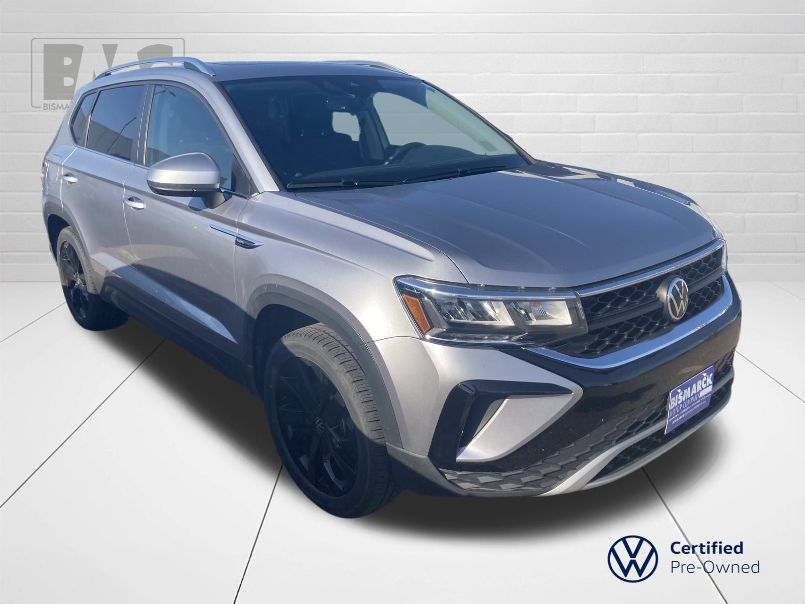 2022 Volkswagen Taos SE photo 3