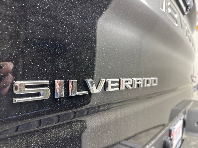 2025 Chevrolet Silverado 1500 Custom photo 18