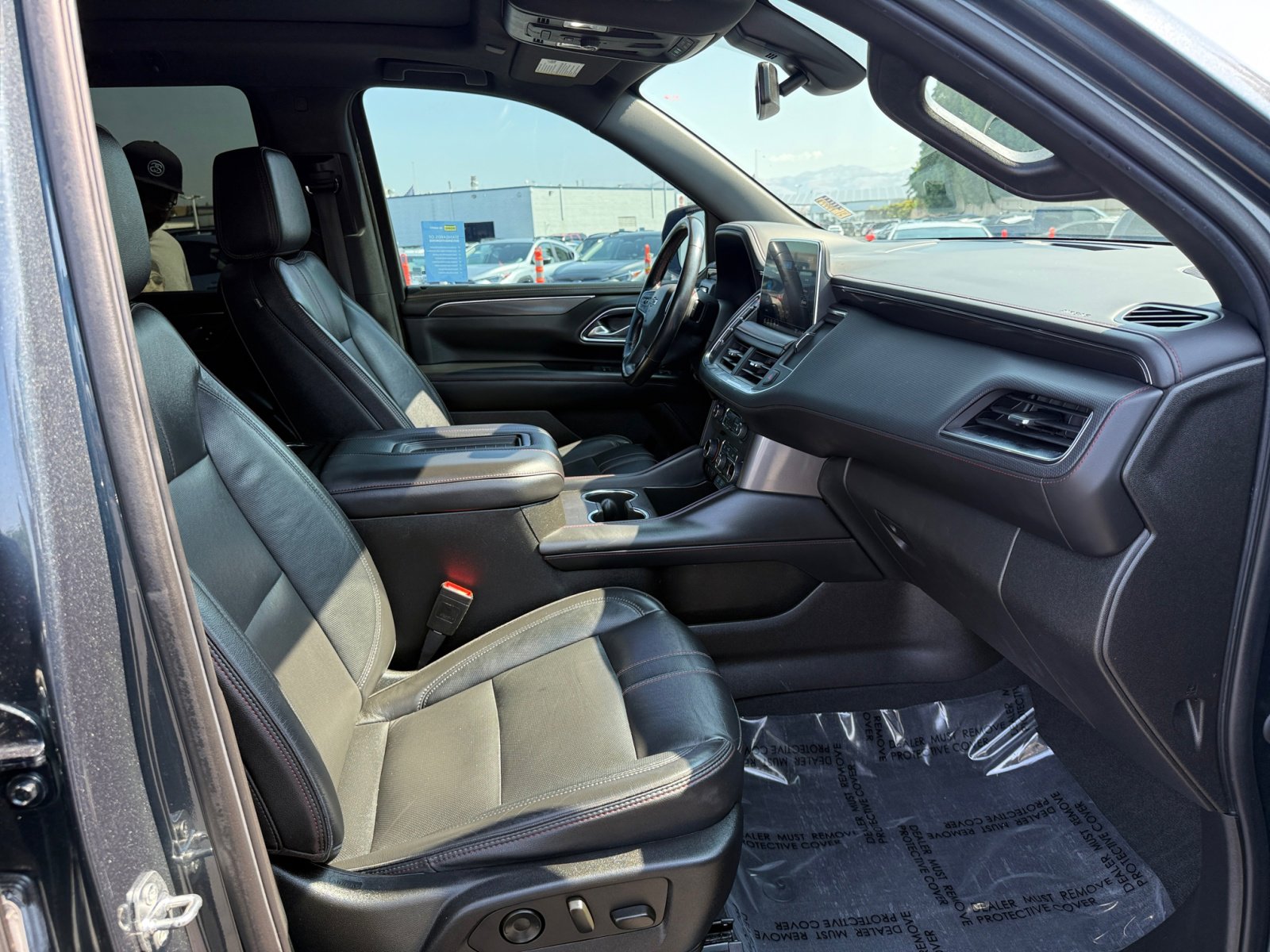 2021 Chevrolet Tahoe RST photo 18