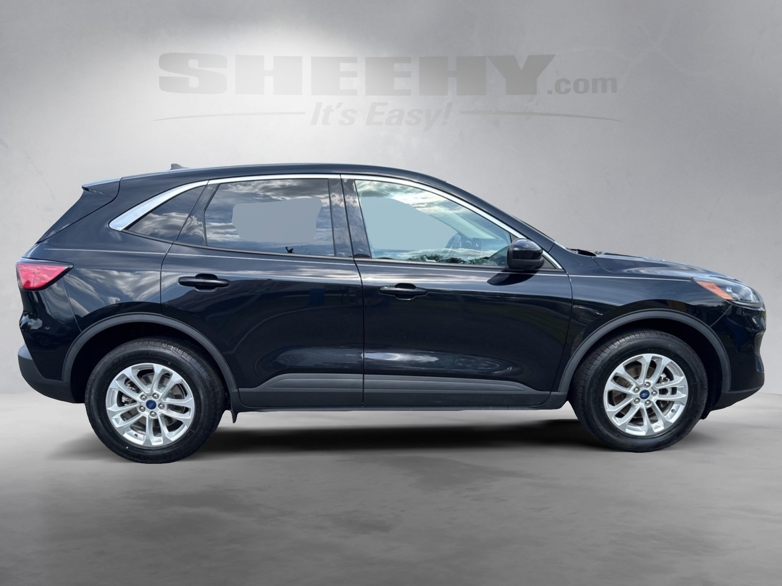 2020 Ford Escape SE photo 9
