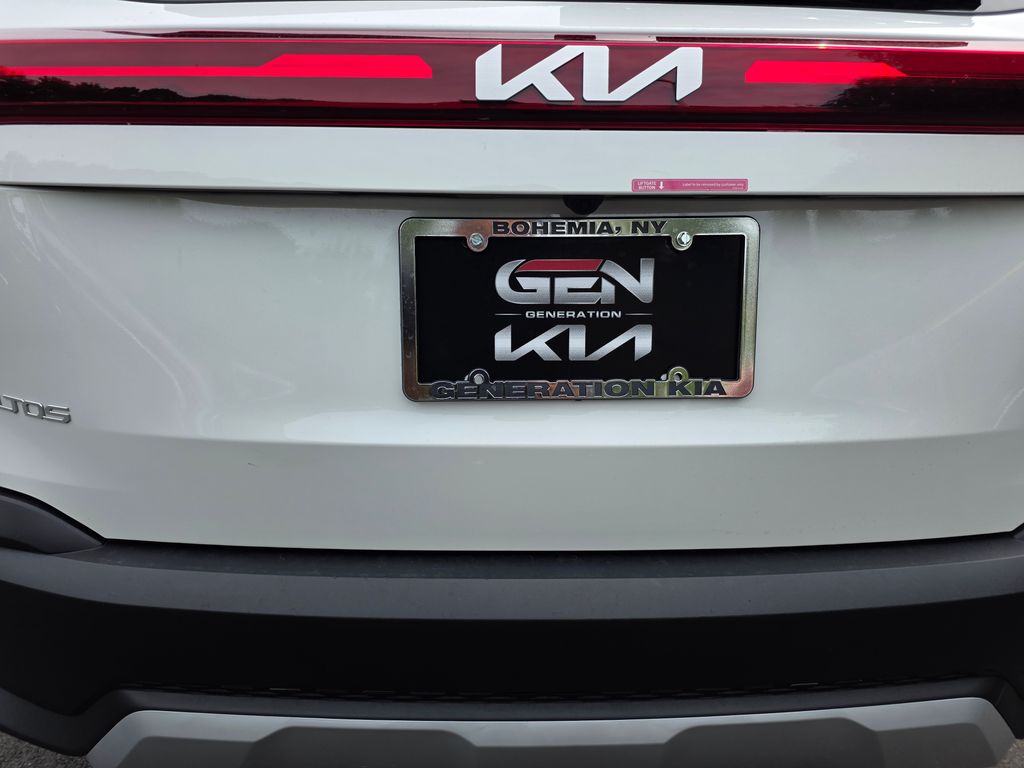 2025 Kia Seltos LX photo 27