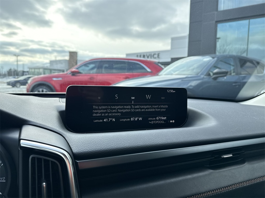 2025 MAZDA CX-50 - Image 17