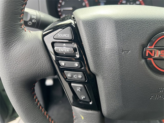 2025 Nissan Frontier PRO-4X photo 14