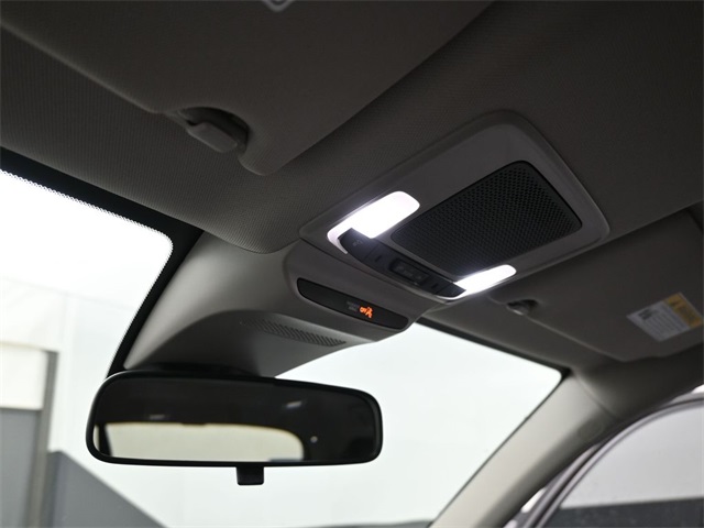 2026 Honda HR-V LX photo 2