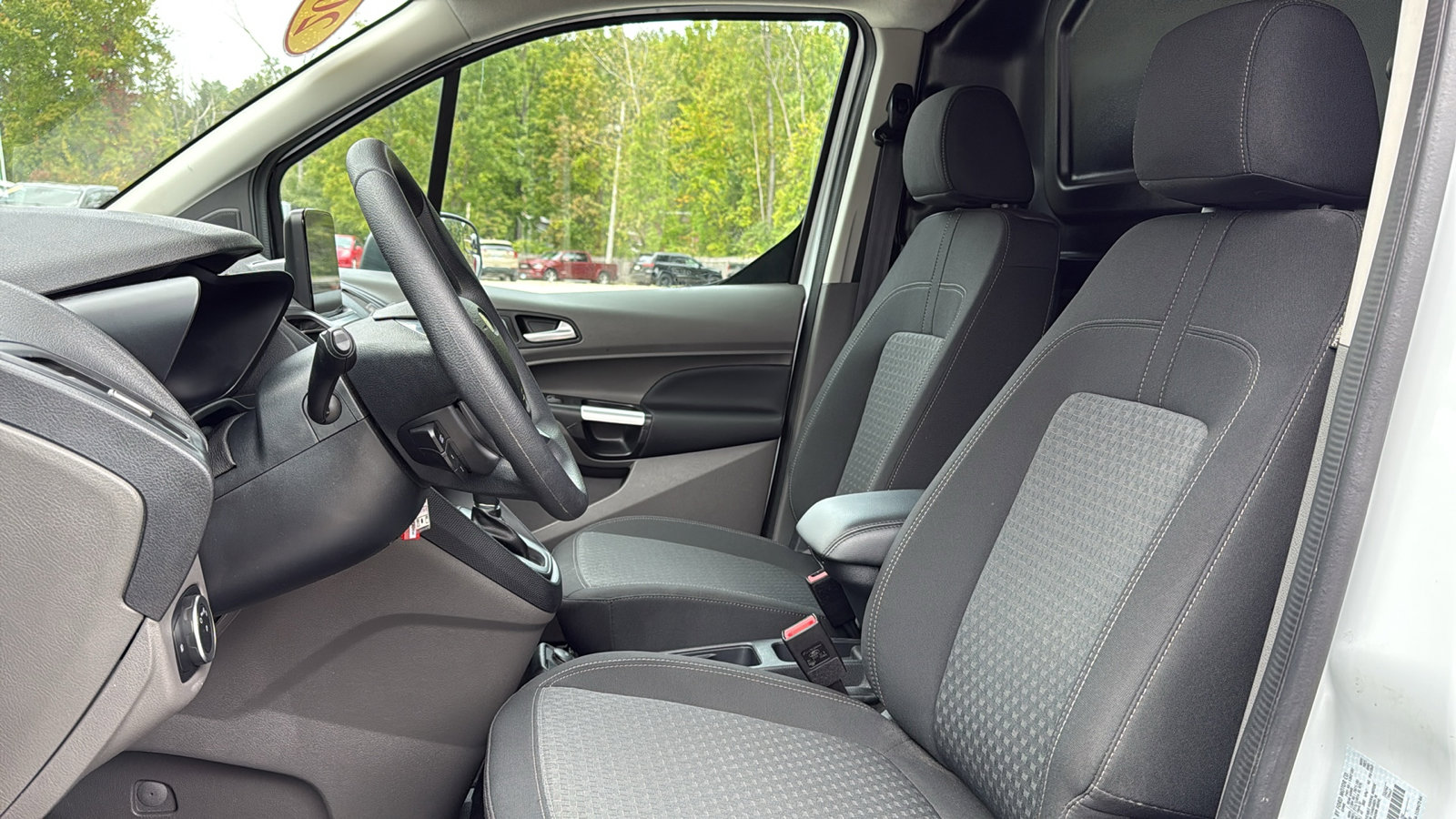 2023 Ford Transit Connect Van XLT photo 12