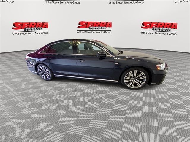 2023 Audi A8 L 55 Quattro photo 3