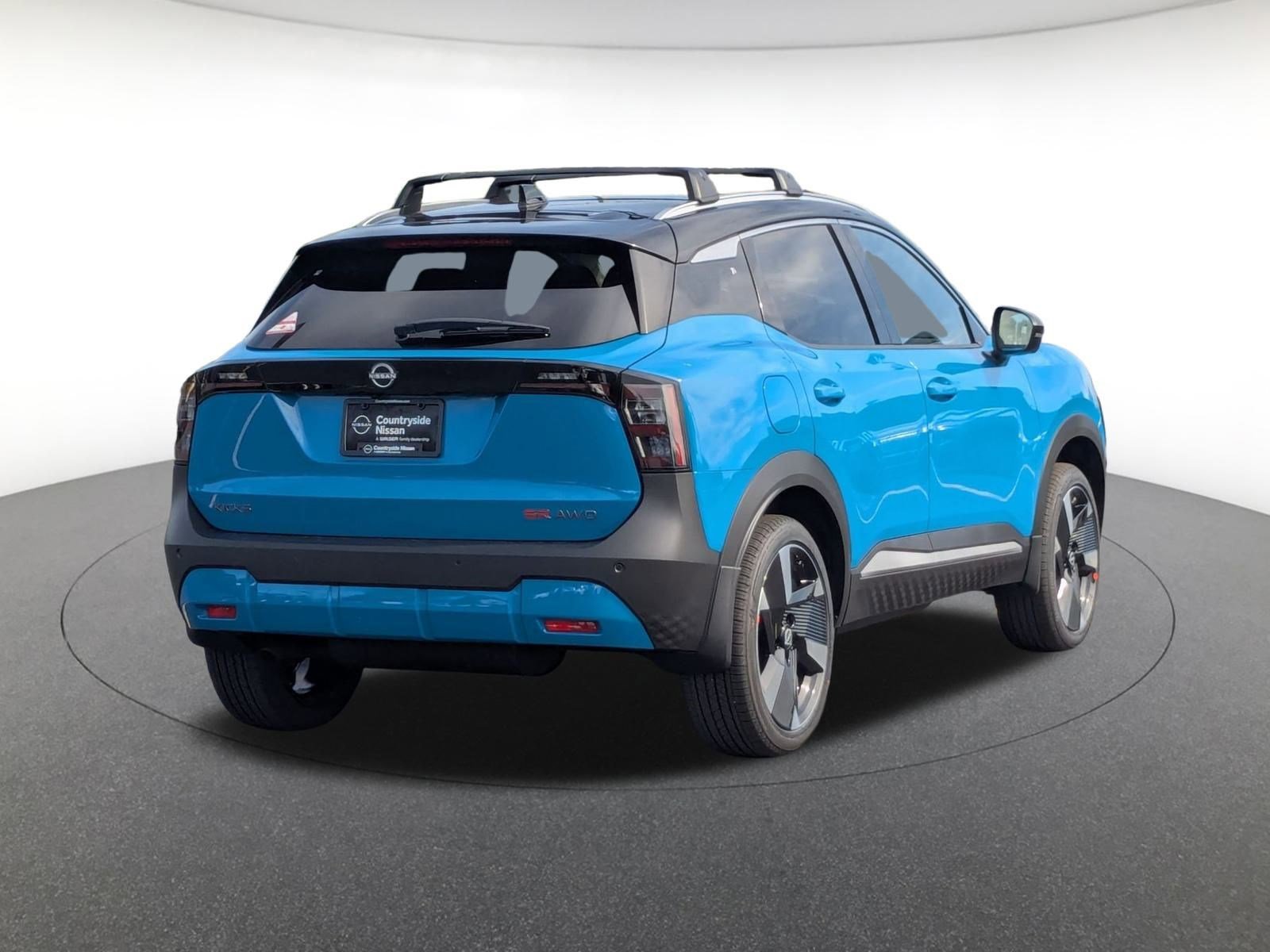 2026 Nissan Kicks SR photo 4