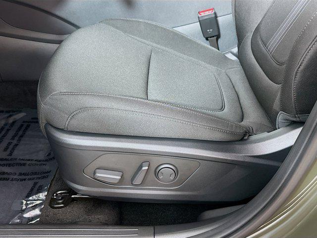2025 Hyundai Tucson SEL photo 18