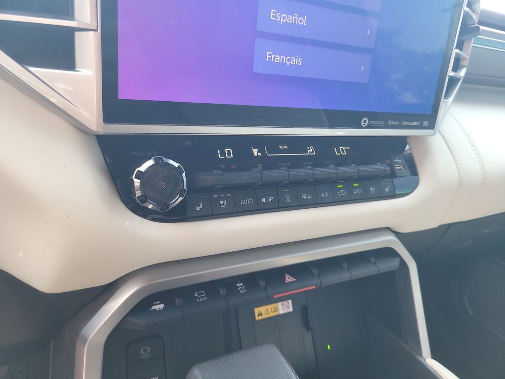 2024 Toyota Sequoia Capstone photo 17