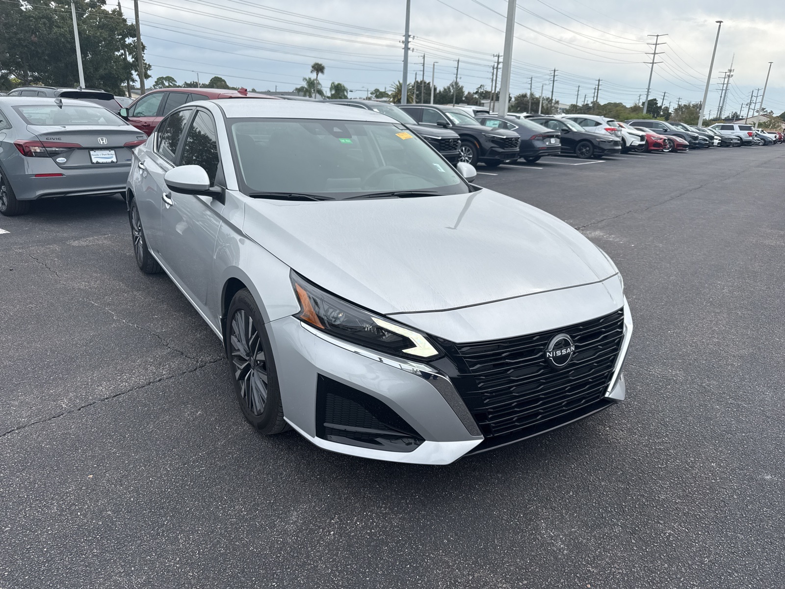 2023 Nissan Altima SV