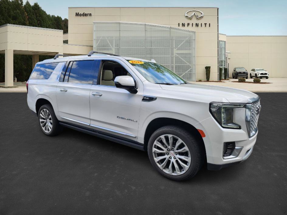 2021 Gmc Yukon XL Denali photo 2