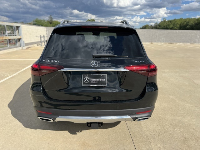 2026 Mercedes Benz GLE 350 4MATIC photo 3