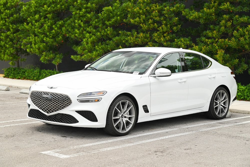 2025 GENESIS G70 Standard's photo
