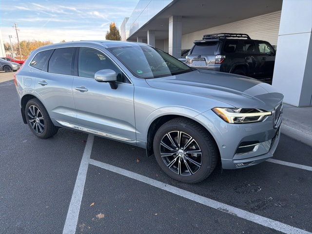 2018 Volvo XC60 T5 Inscription photo 2