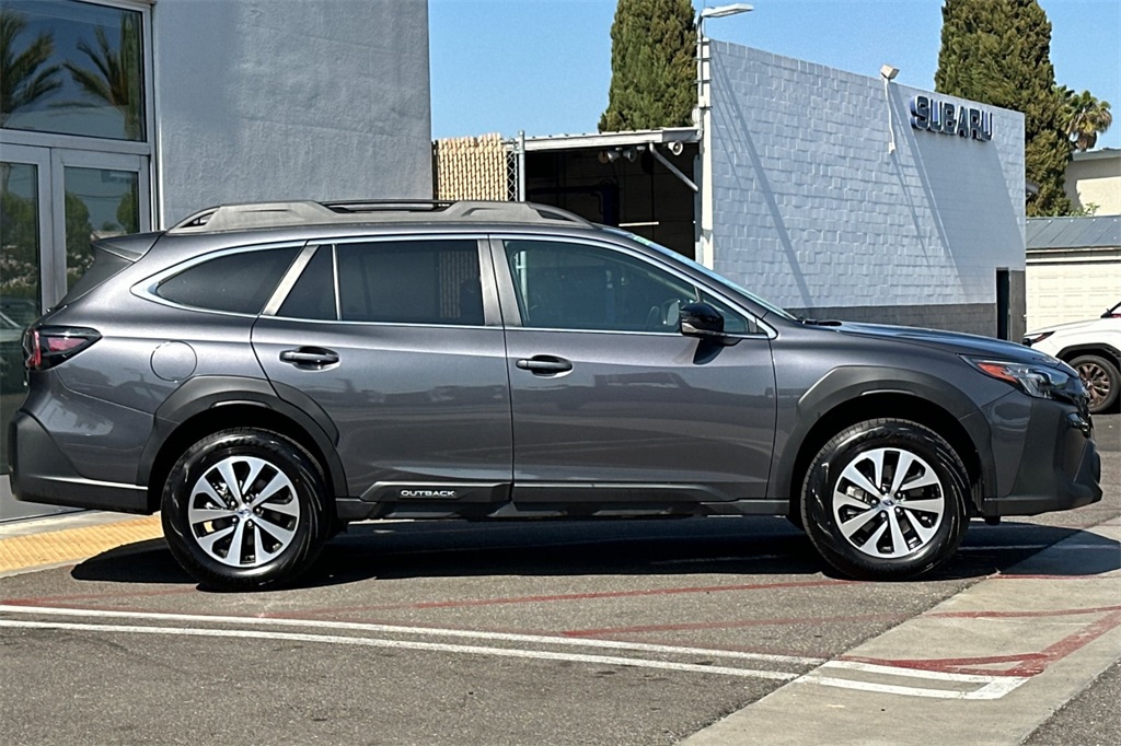 2024 Subaru Outback Premium photo 3
