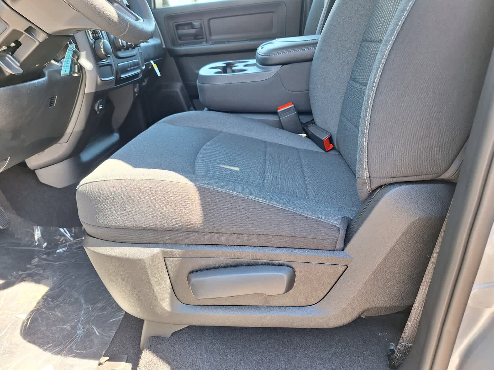 2024 Ram 1500 Classic Tradesman photo 16