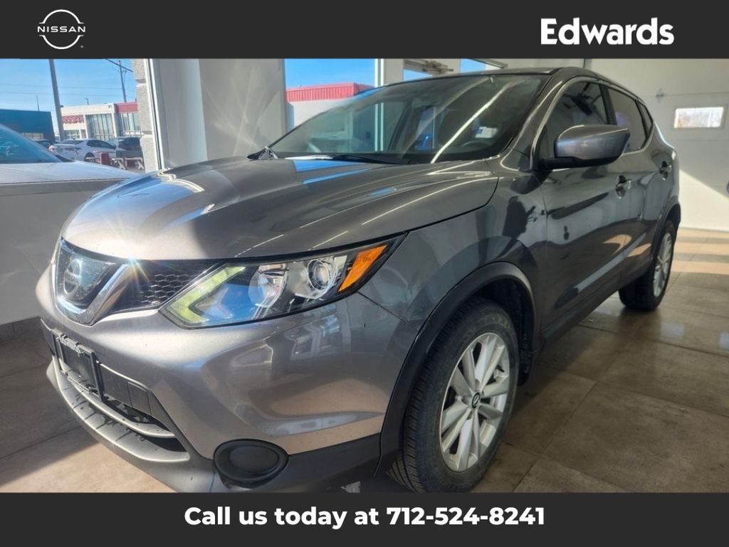 2019 Nissan Rogue Sport S photo 4