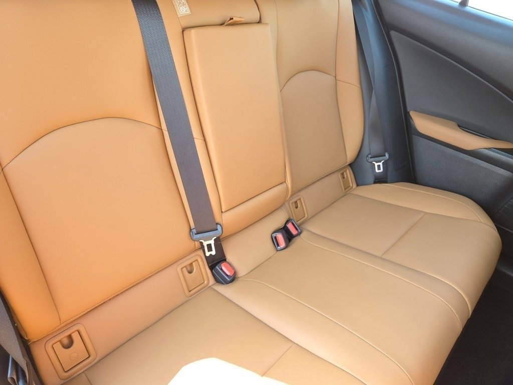 2020 Lexus UX 250h Premium photo 28