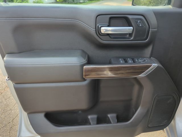 2021 Chevrolet Silverado 1500 RST photo 9