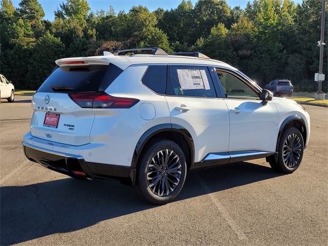 2026 Nissan Rogue Platinum photo 3