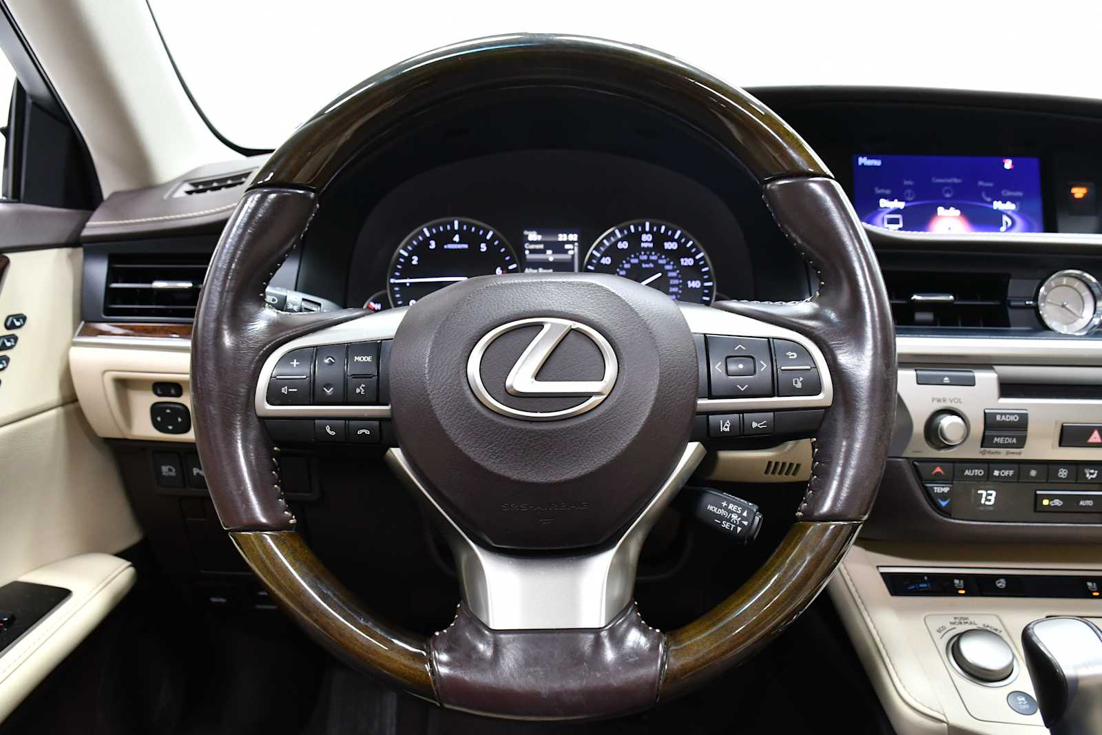 2017 Lexus ES 350 photo 13
