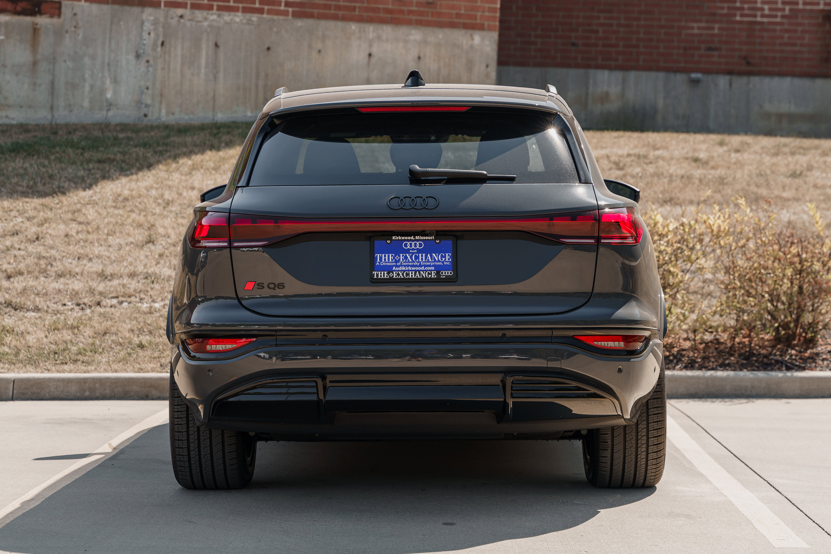2025 Audi SQ6 photo 28
