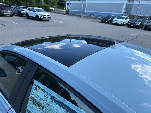 2025 Volkswagen Jetta SE photo 6
