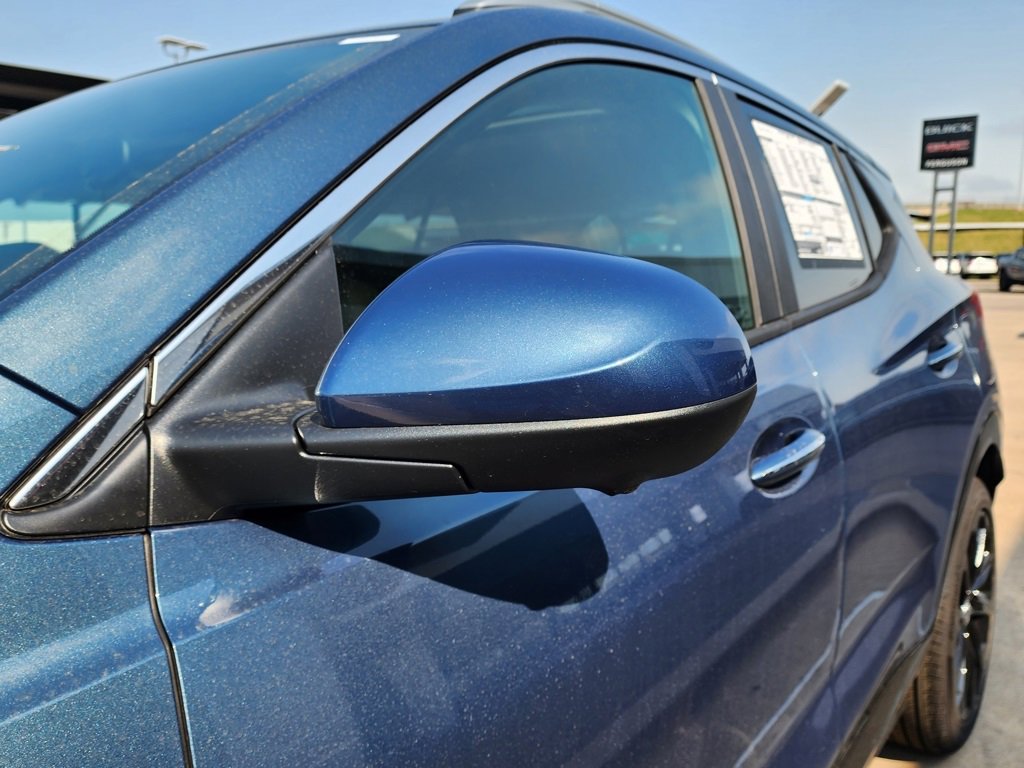 2026 Buick Encore GX Sport Touring photo 11