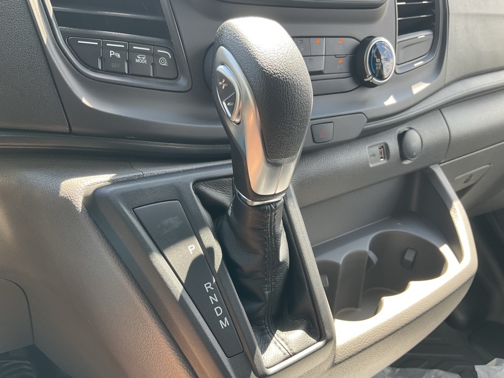 2025 Ford Transit photo 6