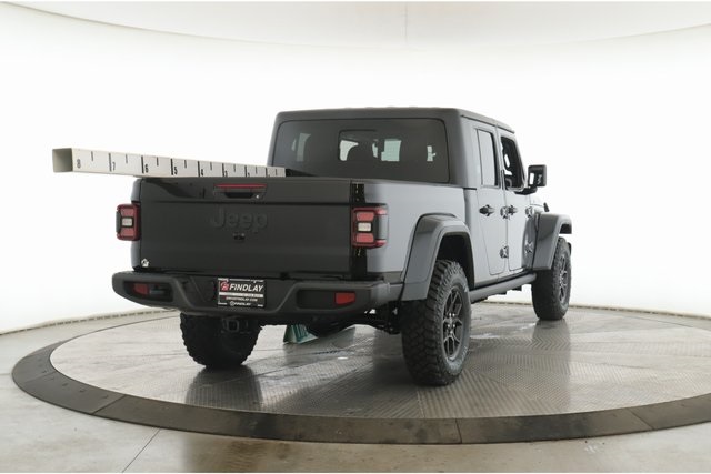 2025 Jeep Gladiator Willys photo 6