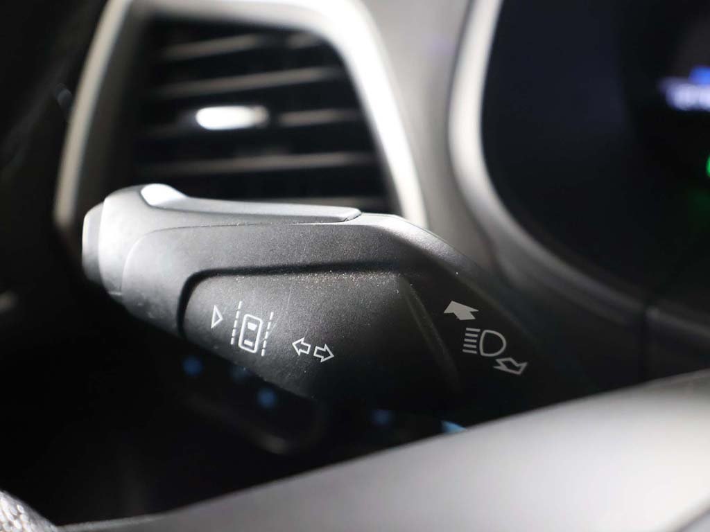 2022 Ford Edge SEL photo 39