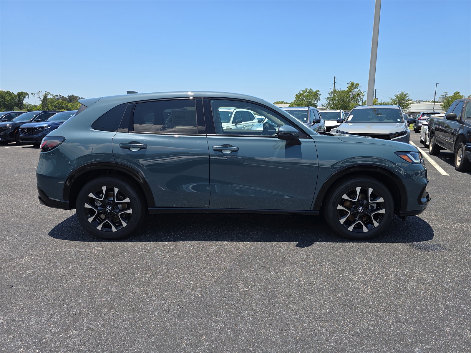 2026 Honda HR-V EX-L photo 2
