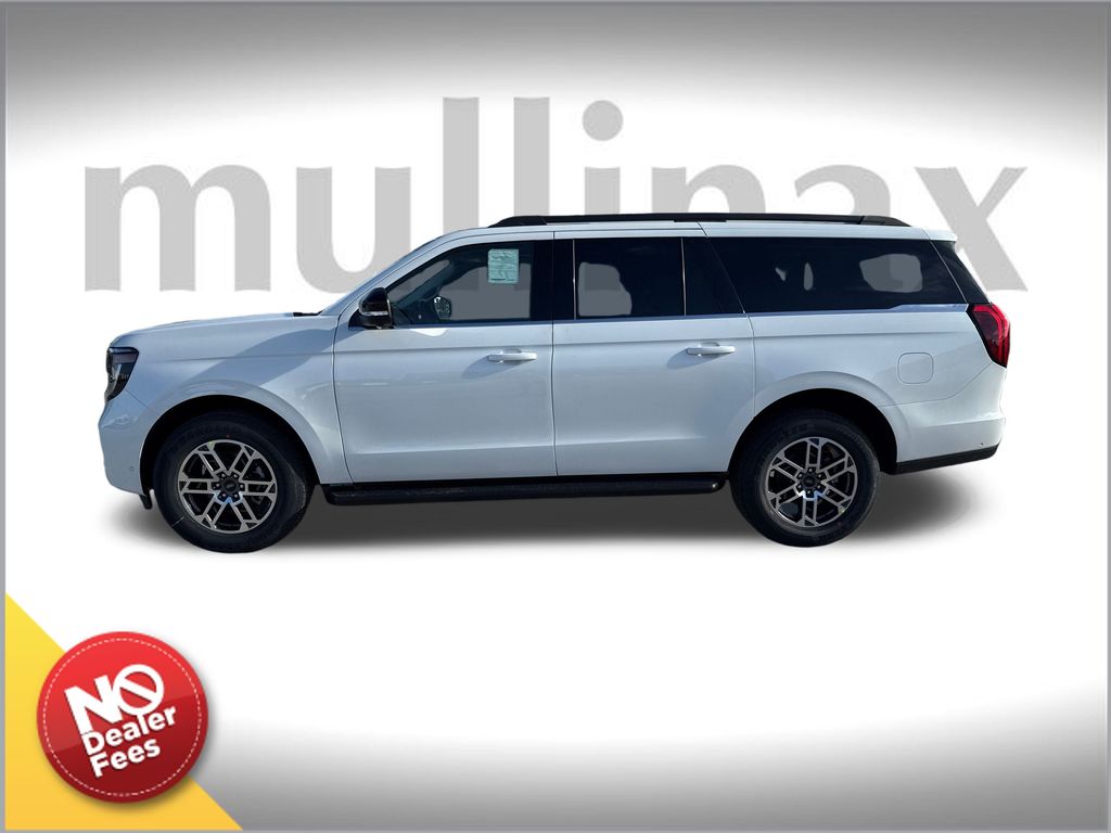 2025 Ford Expedition MAX photo 2