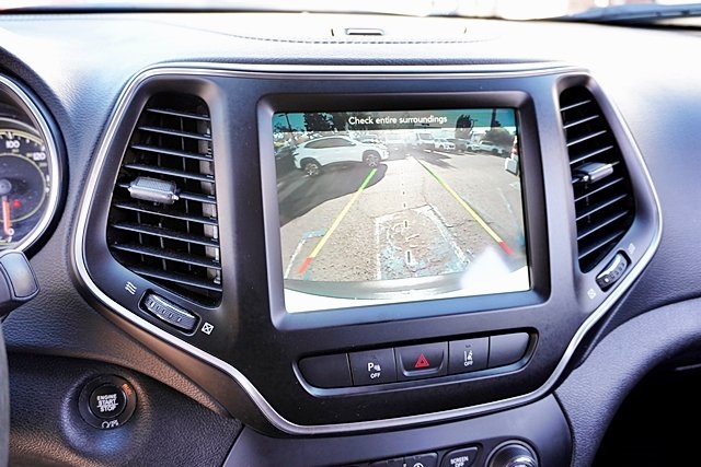 2021 Jeep Cherokee Latitude Lux photo 23