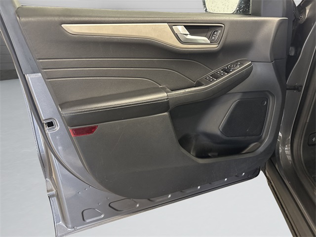 2021 Ford Escape SE photo 26