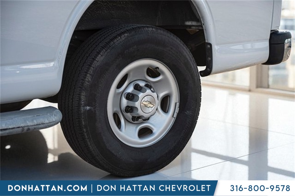 2023 Chevrolet Express 2500 Work Van photo 35