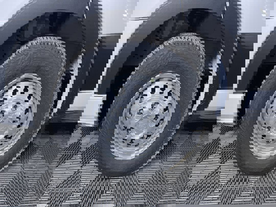 2025 Ford Transit Passenger XLT photo 22