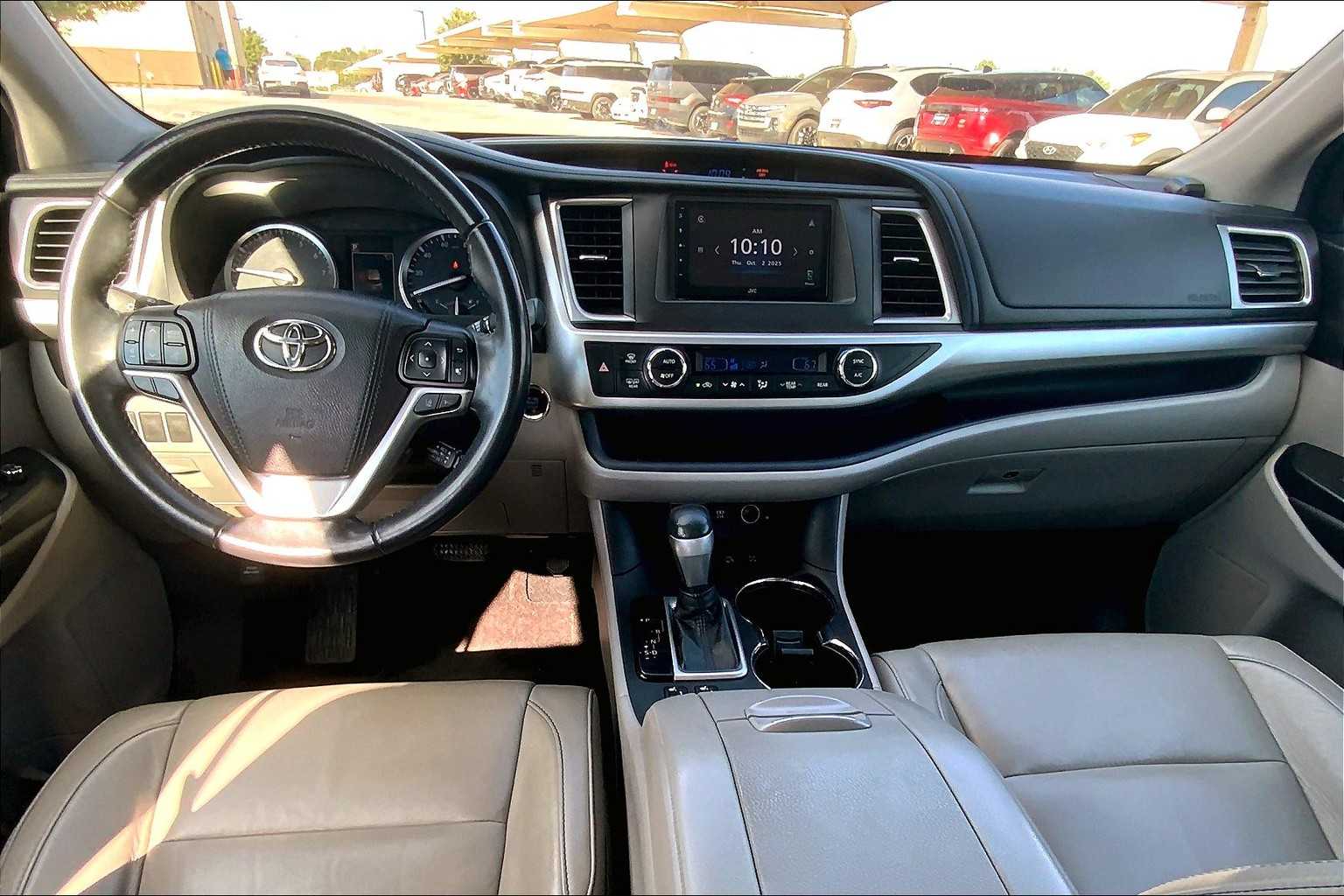 2018 Toyota Highlander XLE photo 15