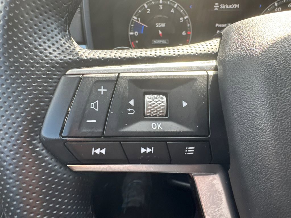 2024 Mitsubishi Outlander SE photo 24