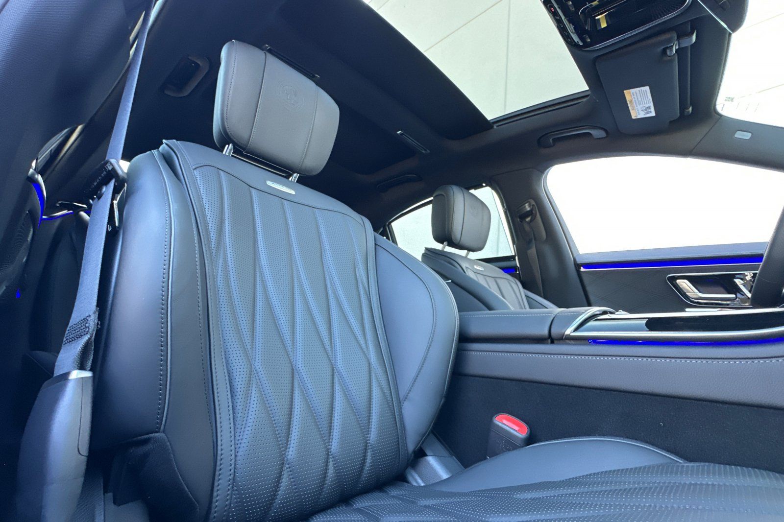 2025 Mercedes Benz S 63 e AMG 4MATIC photo 4