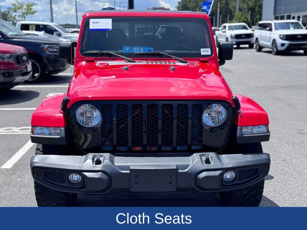 2021 Jeep Gladiator Willys Sport photo 2
