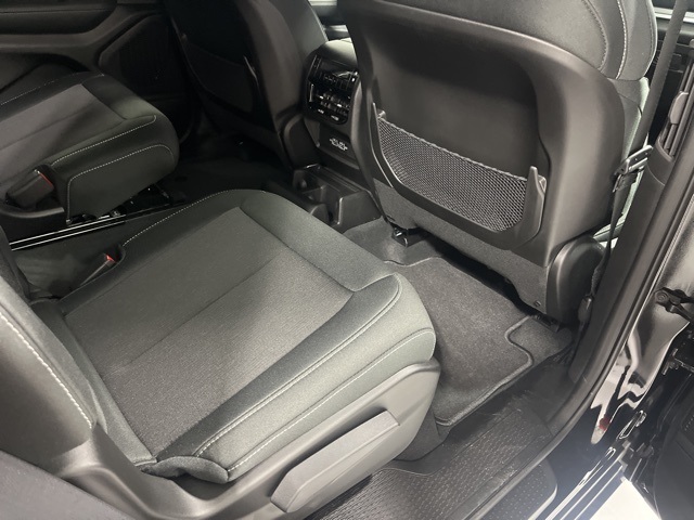 2025 Jeep Grand Cherokee Laredo photo 19