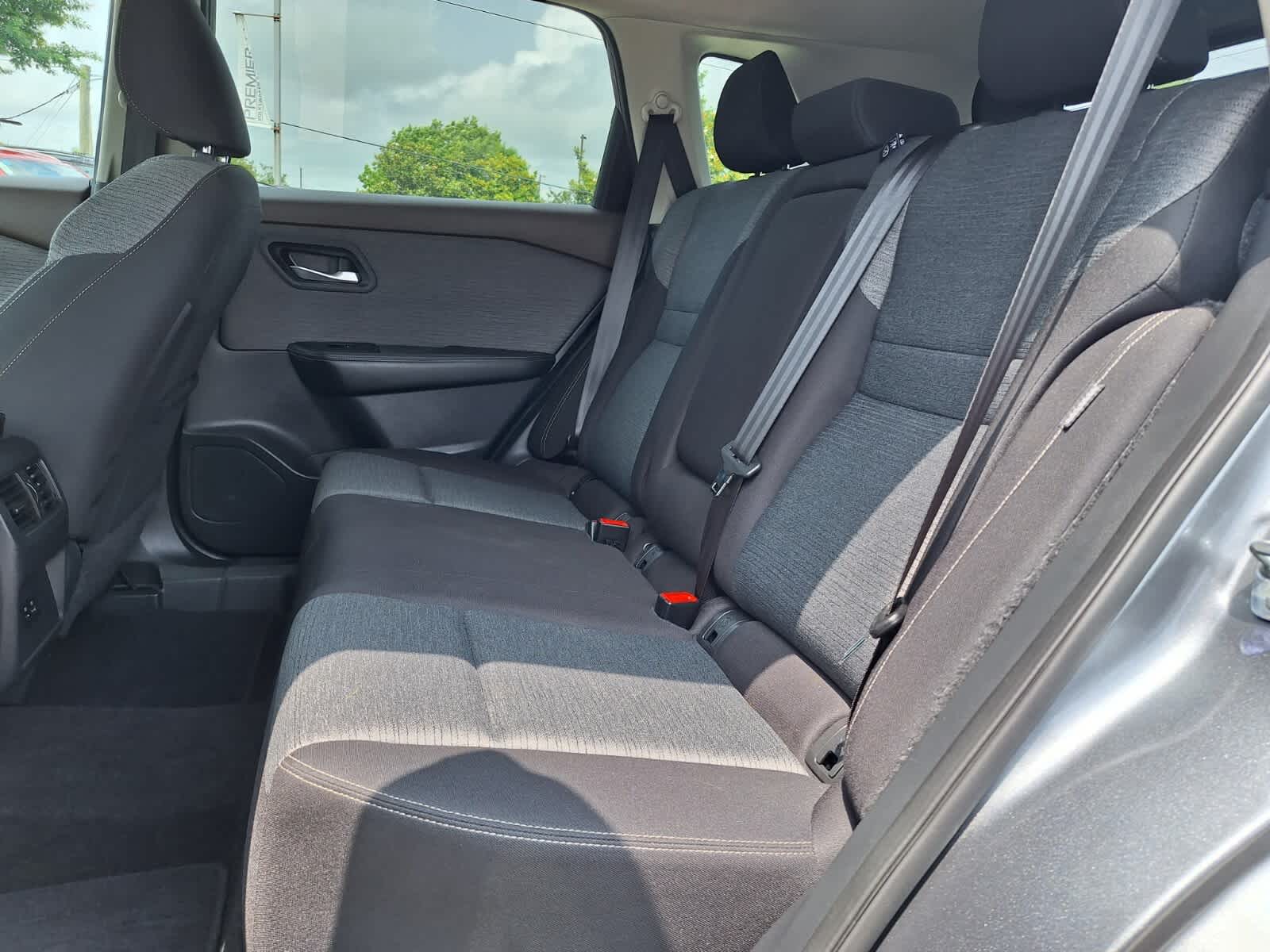 2023 Nissan Rogue SV photo 21