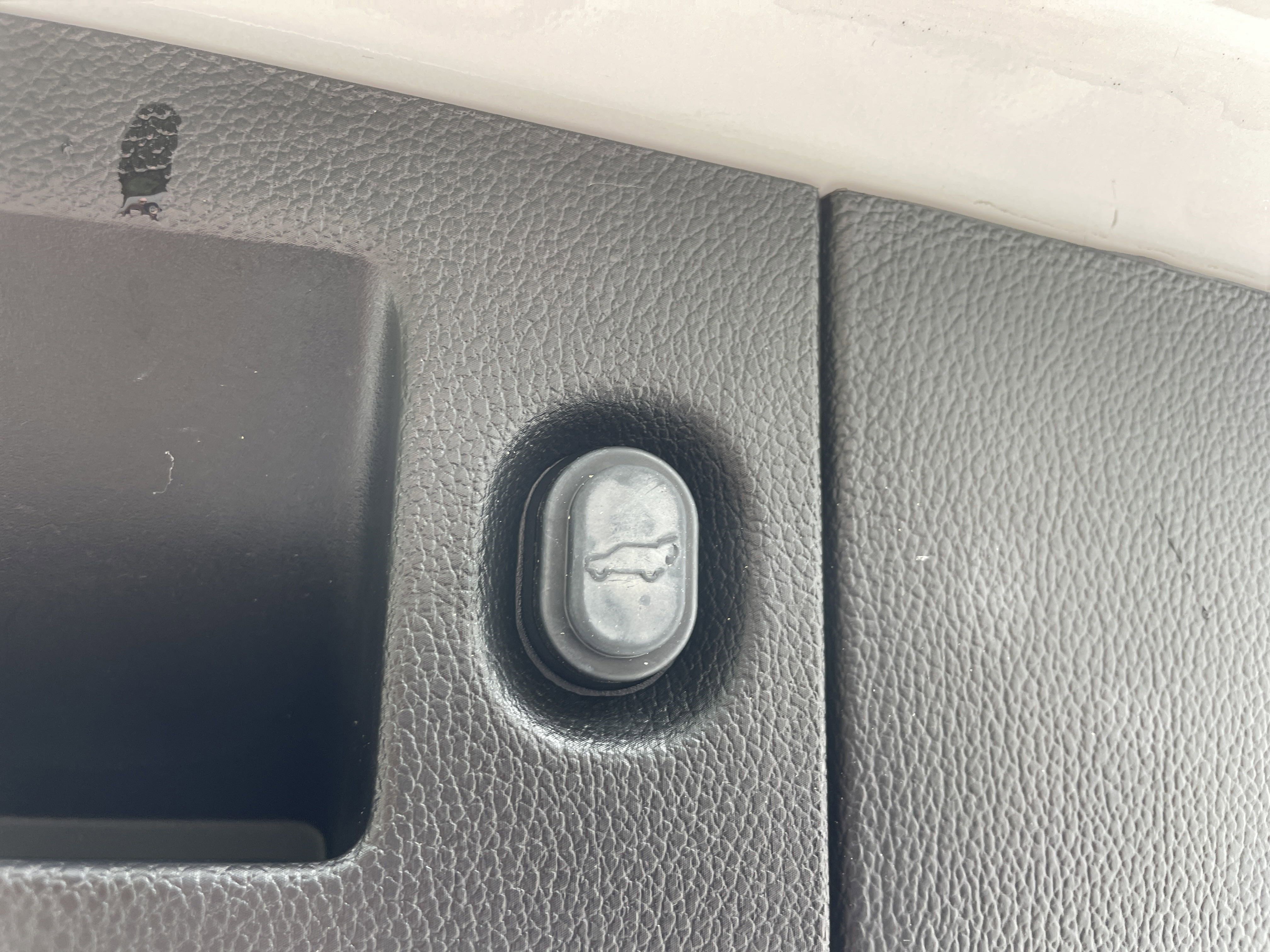 2019 Cadillac Escalade Premium Luxury photo 5