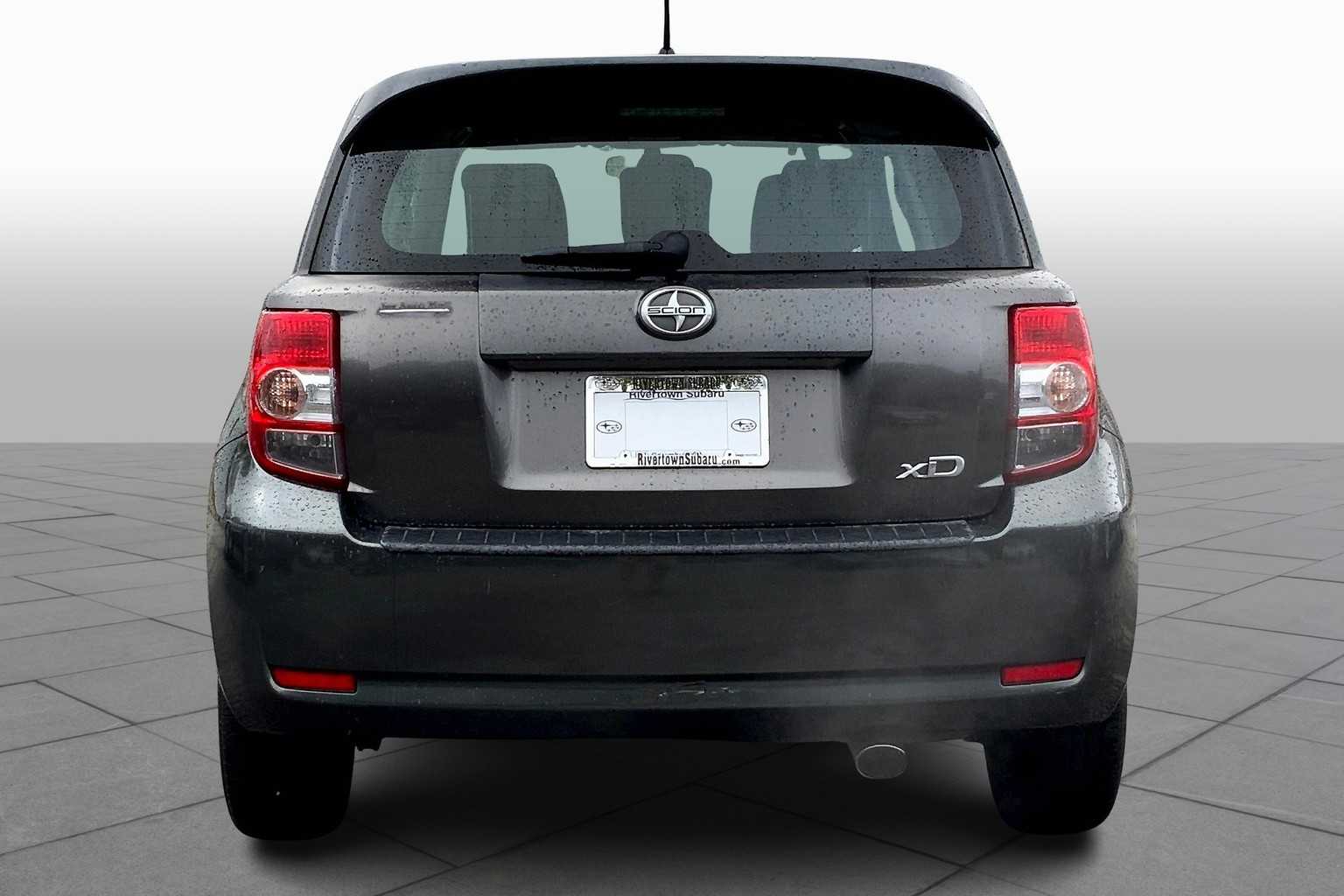 2010 Scion xD photo 4