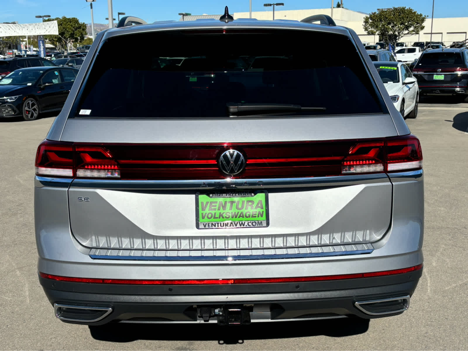 2025 Volkswagen Atlas SE Technology photo 4