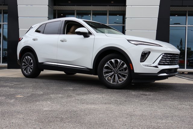 2025 Buick Envision Preferred photo 2