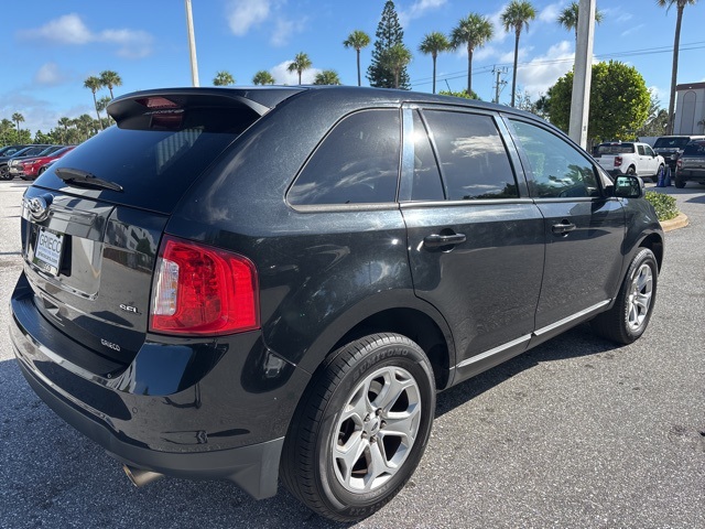 2014 Ford Edge SEL photo 2